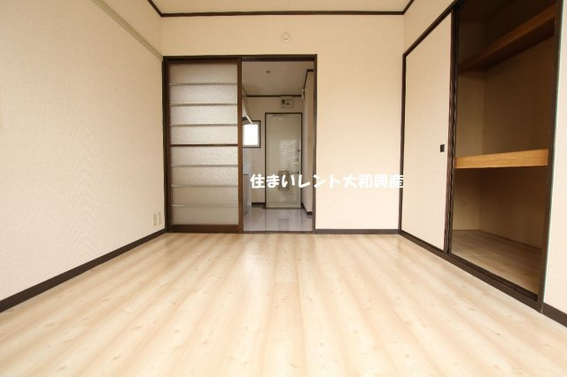 ウッディヒルズＡの寝室