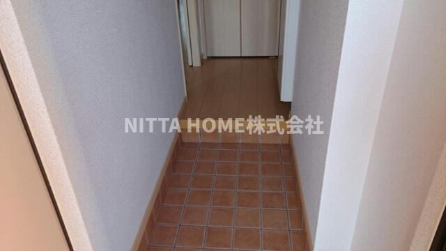 ビバーチェⅢの玄関|十分なスペースの玄関です◆