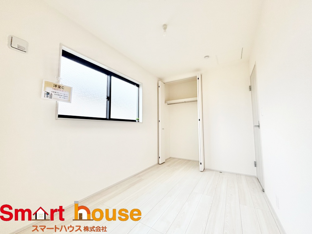 綾瀬市吉岡東新築1棟の洋室