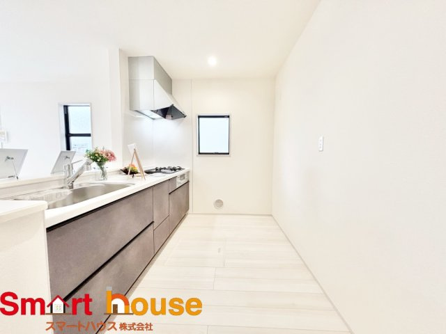 綾瀬市吉岡東新築1棟のキッチン