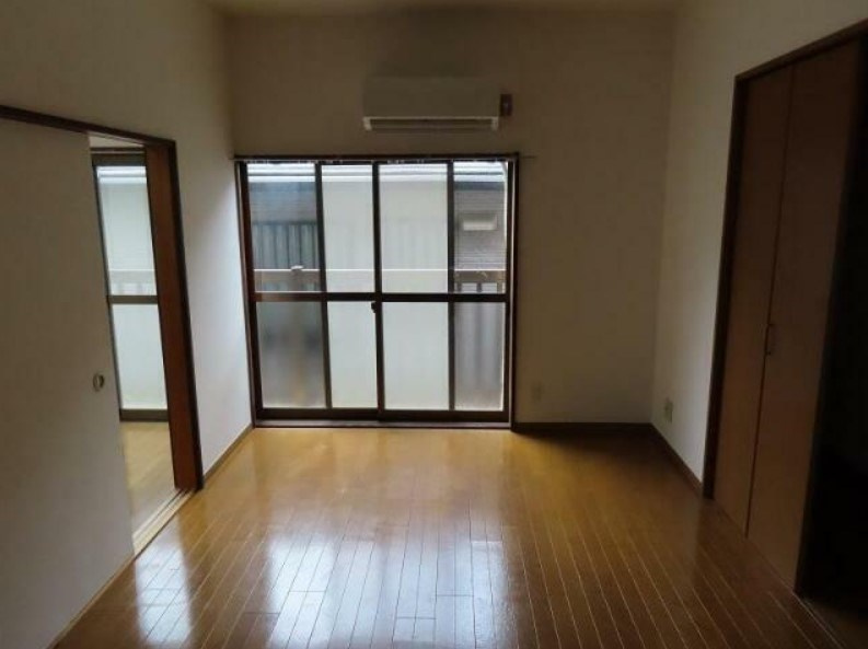 エスポワール大和の居間・リビング