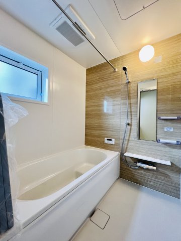 高崎市下小塙町の浴室|高級感溢れるユニットバスで１日の疲れも癒されます♪