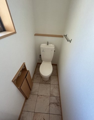 中古戸建　岩出市岡田のトイレ