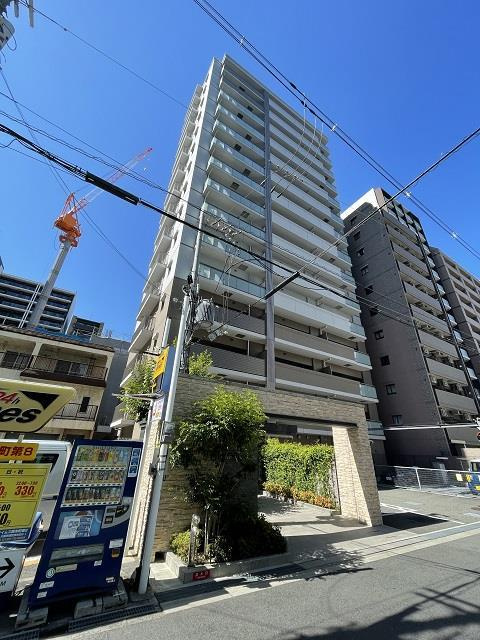 プレミスト西本町の外観