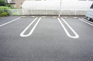 【駐車場】 | アルカンシェル | 駐車場です