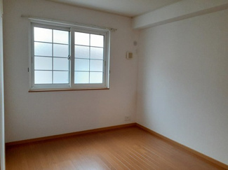 【寝室】 | アルカンシェル | 寝室です