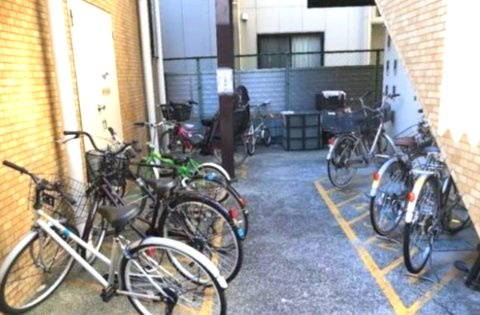 ライオンズマンシヨン新中野第2のその他共用部分|自転車置き場です