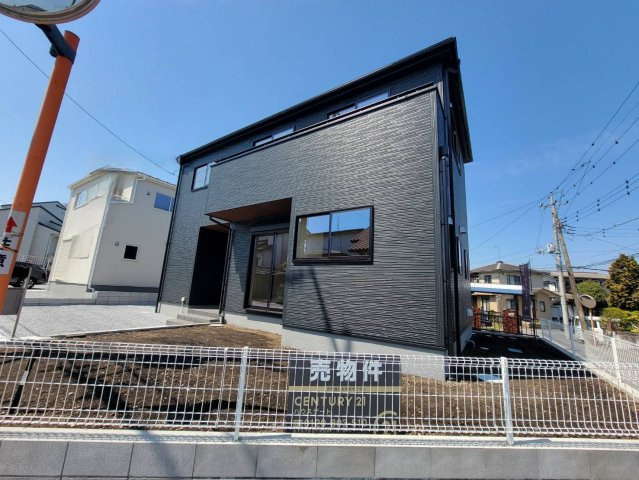 【LiveleGarden】宇都宮西の宮 第3 全2棟の庭|〇庭スペース〇
南庭スペースで家庭菜園もお楽しみいただけます。早くもラスト１邸、気になっていた方はお早めにお問い合わせください♪
※2026年4月撮影