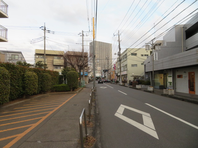 越谷市赤山町１丁目の店舗事務所