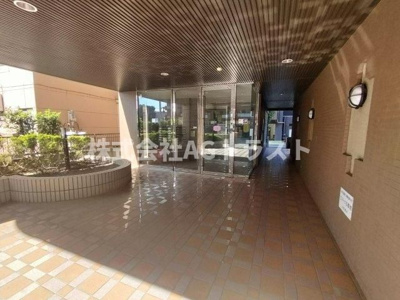 【エントランス】 | ロマーナ伍番館