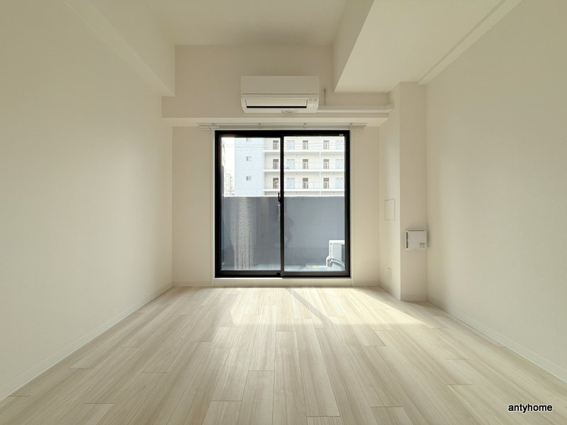 ARCOBALENO OSAKA FUSE　の居間・リビング