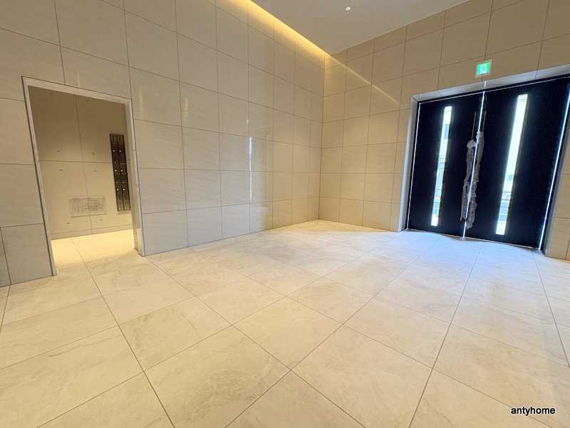S-RESIDENCE布施aventra　仲介手数料無料のロビー