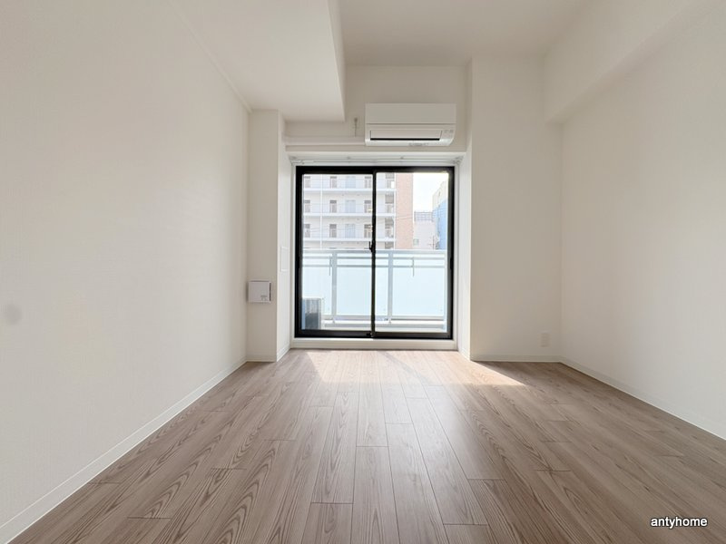 S-RESIDENCE布施aventra　仲介手数料無料の居間・リビング