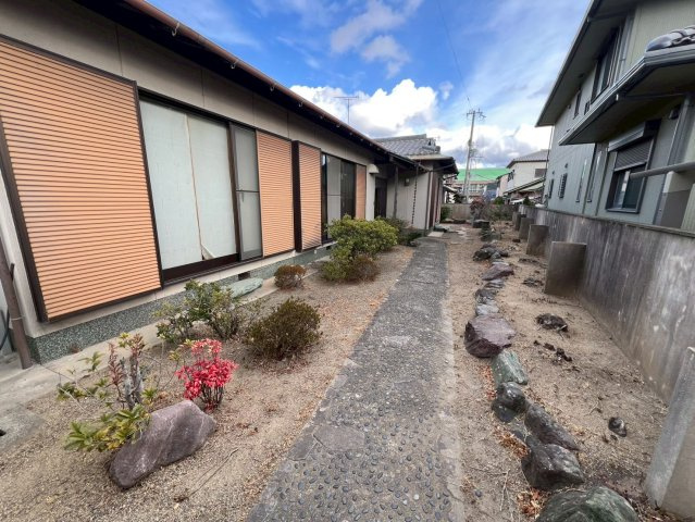 和歌山市西小二里2丁目・中古戸建・54754の庭