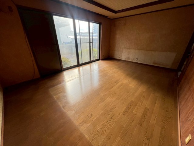 和歌山市西小二里2丁目・中古戸建・54754の居間・リビング