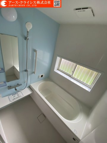 【浴室】 | 野田市上花輪新町 | 一日の疲れを癒すゆったりとした浴室。清潔感のある空間で、リラックスライムを満喫できます。換気や使い勝手にも配慮された浴室設計。家族みんなが快適に使えるバスルームです。