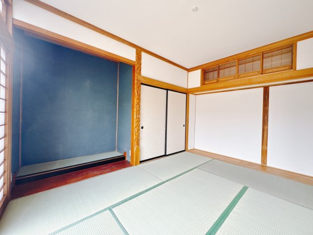 【中古戸建】桐生市新里町1期の和室|■1階和室｜和室でしか味わえない畳ならではの香りや素材で和のやすらぎを感じてください♪