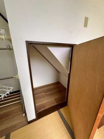 貸家 神戸市東灘区田中町２丁目の収納