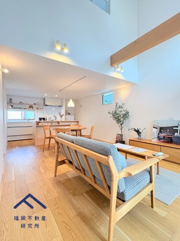 大野城市平野台１丁目　戸建ての居間・リビング