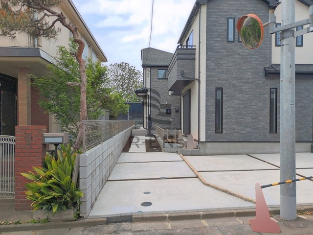 【外観】 | 西東京市東町１丁目　新築戸建て　B号棟 | その邸が魅せる気品・上質感・安らぎ、その全てが日常になります
