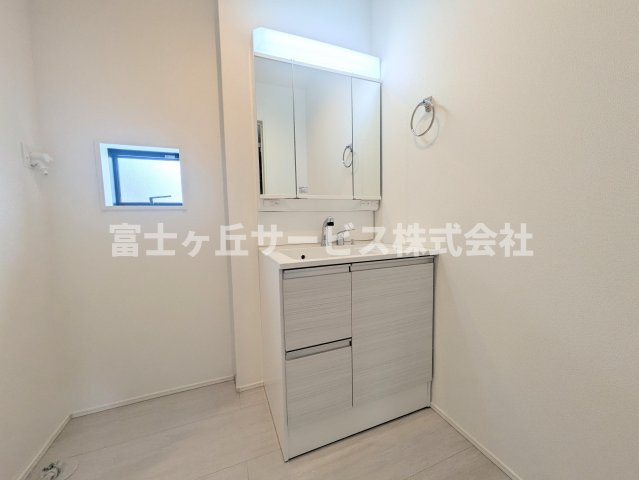 【独立洗面台】 | 袋井市旭町 新築一戸建て 2号棟 | 独立洗面台です