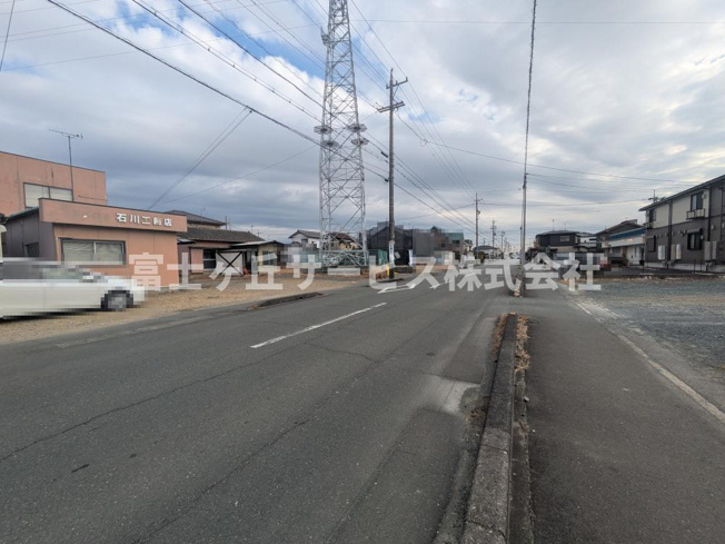 【前面道路含む現地写真】 | 袋井市旭町 新築一戸建て 2号棟 | 前面道路です