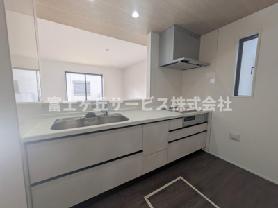 【キッチン】 | 袋井市旭町 新築一戸建て 2号棟 | キッチンです