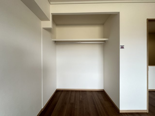 研究学園6団地・530号棟の収納