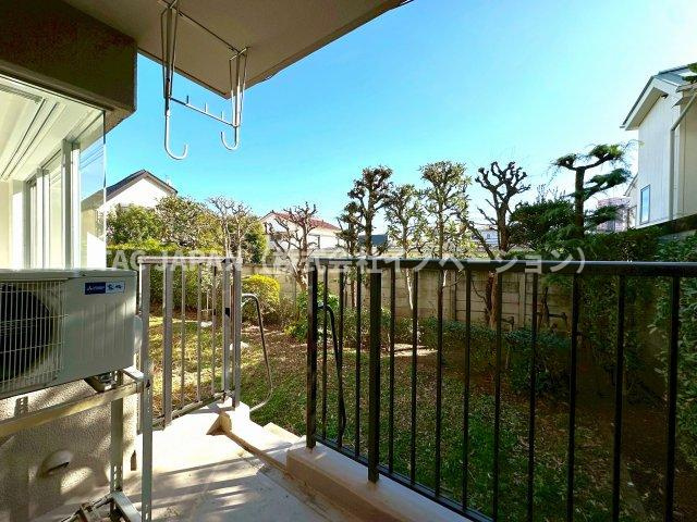 グリーンパーク王子の展望|畳16枚分のプライベートガーデンを望むロケーションを確保。アクセスの良さと「開放感」「日当たり」「風通し」などの3拍子が揃う素晴らしいマンション。