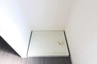 【設備】 | グランディオス久喜 | 洗濯機置き場