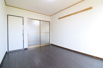 【洋室】 | グランディオス久喜 | きれいな洋室です