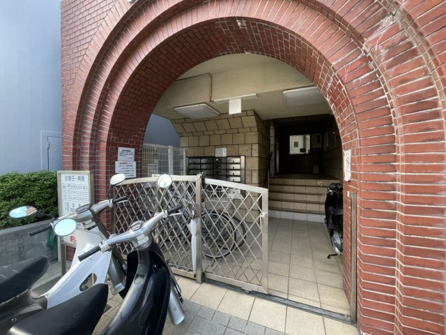 セントレ六甲のエントランス