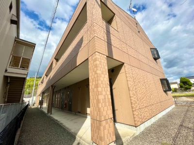 【外観】 | グランディール・プラム | 外観写真（昼）