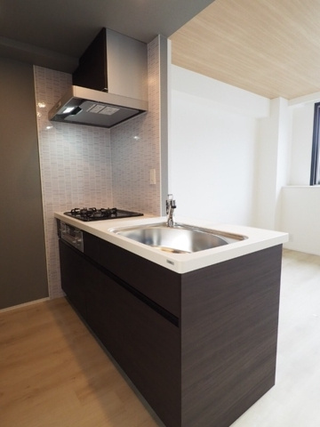 新品家具付きマンション岩本町1B(KaGood東京)のキッチン