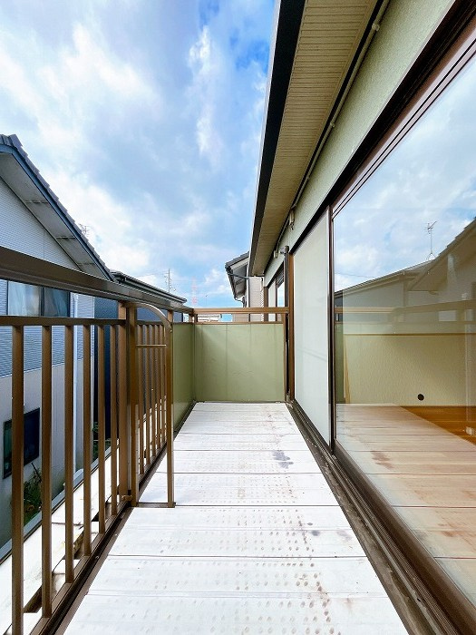【仲介手数料無料／愛西市】愛西市西保町西川原175-32　中古戸建のバルコニー