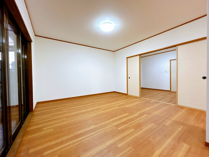 【仲介手数料無料／愛西市】愛西市西保町西川原175-32　中古戸建の洋室