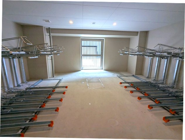 URBANEX上野の設備|オートロック付屋内自転車置場です