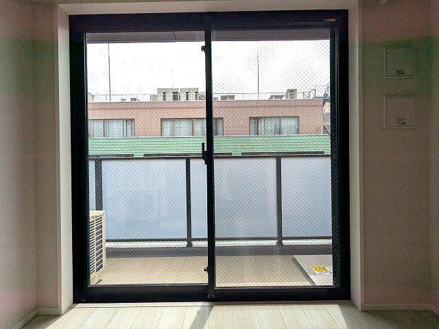 URBANEX上野の設備|6F、バルコニー、
南向き、上層階は日当り眺望良好