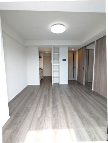 URBANEX上野の内装|インターネット無料
リビングにエアコン、照明付
フロアで内装カラーホワイトとブラウンが選べます