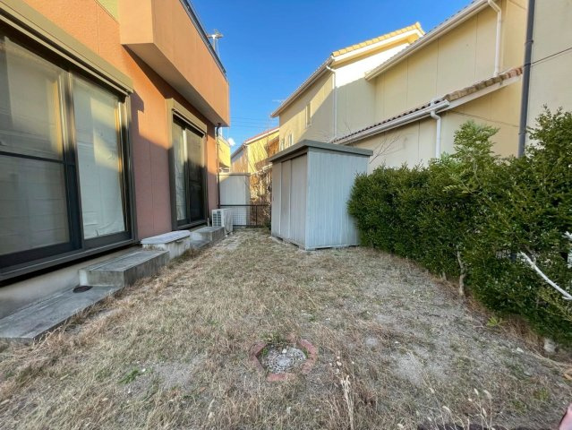 安城市里町１丁目　中古戸建の庭|南庭付きで家庭菜園や外時間を満喫