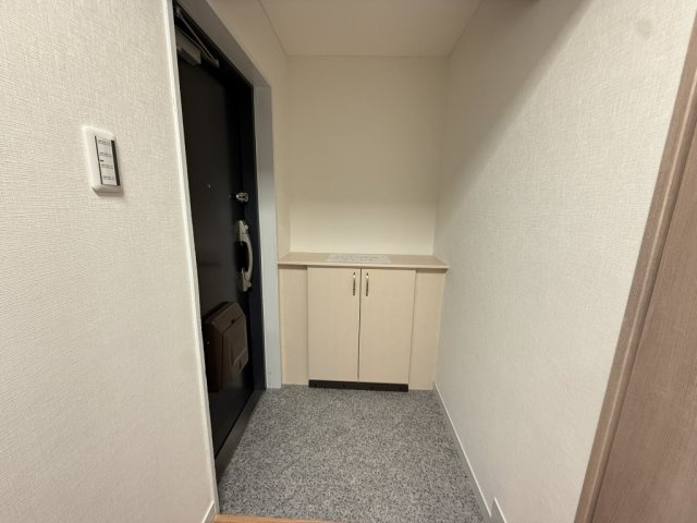 ニューコーポ千種橋の玄関|ゆったりとした玄関です