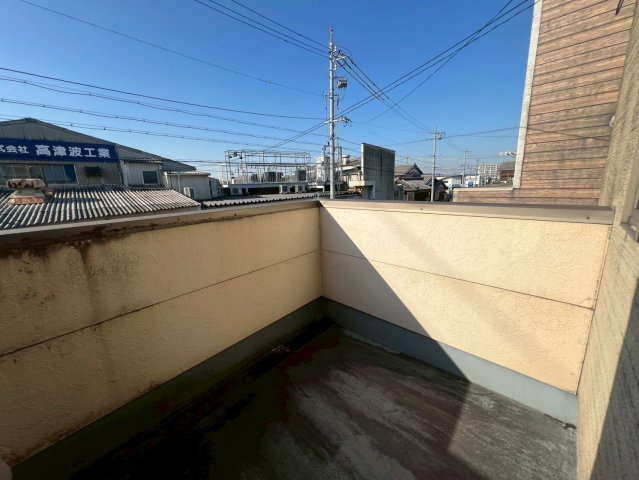 刈谷市高倉町のバルコニー|2階西側ルーフバルコニー