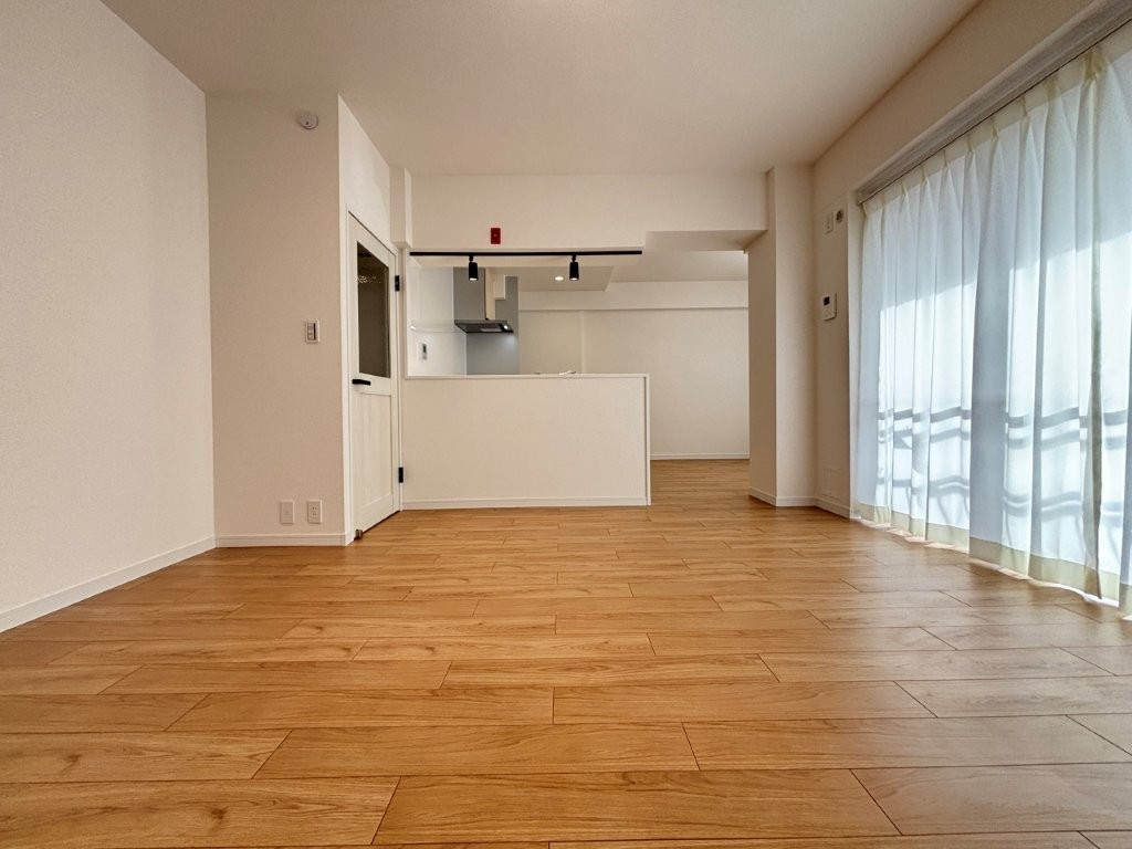 日車マンション南山の居間・リビング|ゆったり過ごせる居間です