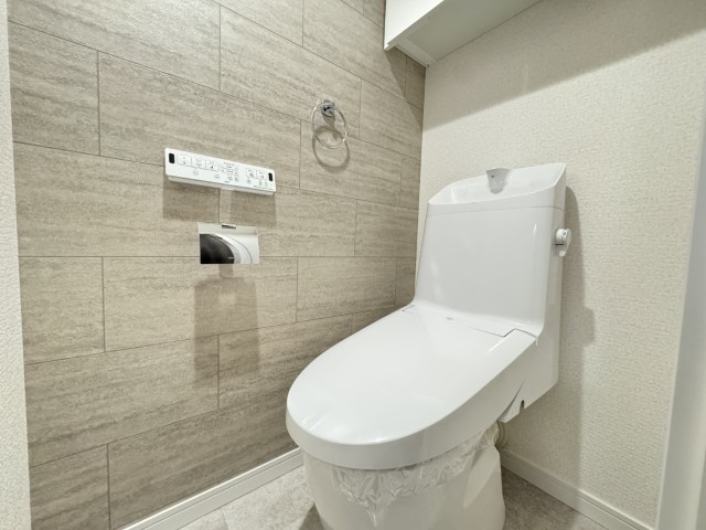 ダイアパレス覚王山南のトイレ|コンパクトで使いやすいトイレです