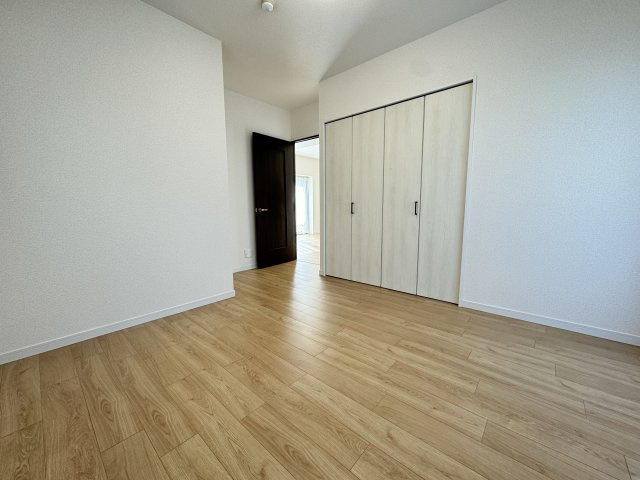 ユニーブル原Ⅲの洋室|きれいな洋室です