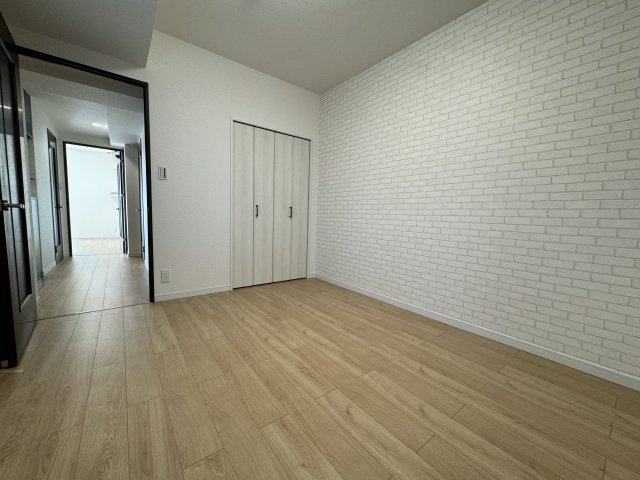 ユニーブル原Ⅲの洋室|個人の部屋や寝室として使える洋室です