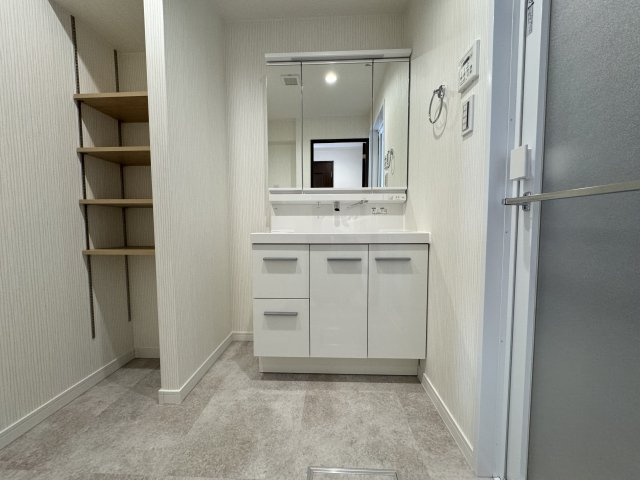 ユニーブル原Ⅲの洗面所|スペースが確保できる洗面所です