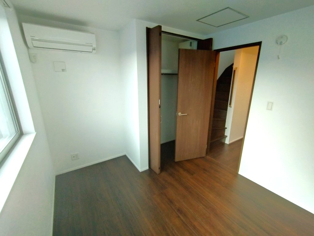 名古屋市中川区八熊二丁目戸建の洋室|きれいな洋室です