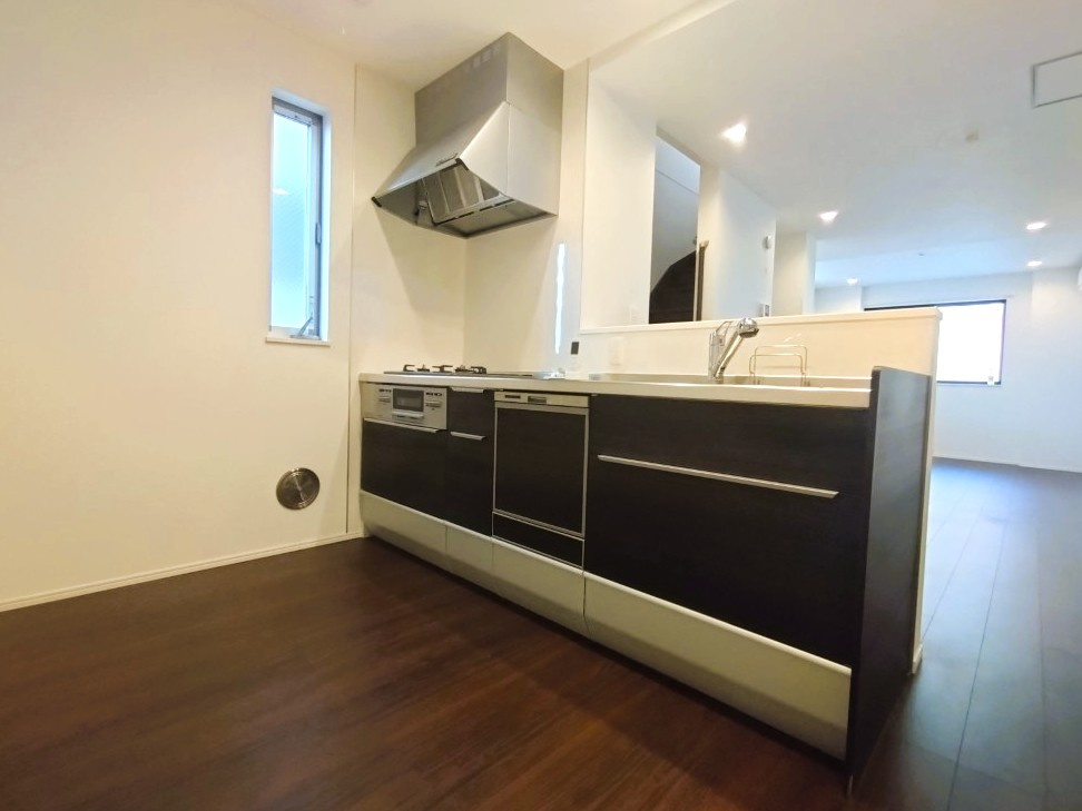 名古屋市中川区八熊二丁目戸建のキッチン|お料理しやすいキッチンです