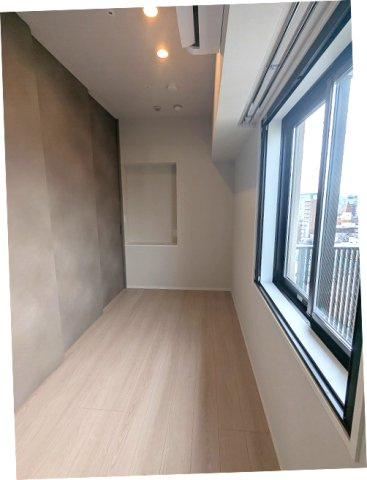 SEASON FLATS浅草六丁目の設備|洋室にエアコン付き、洋室にはダウンライト付き、角部屋出窓付